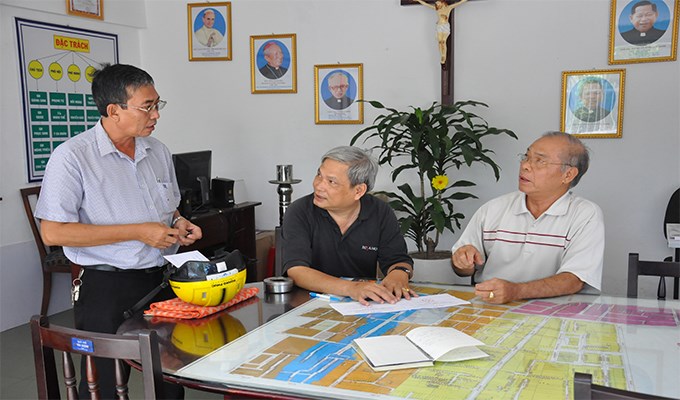 Chuyện ở văn phòng giáo xứ