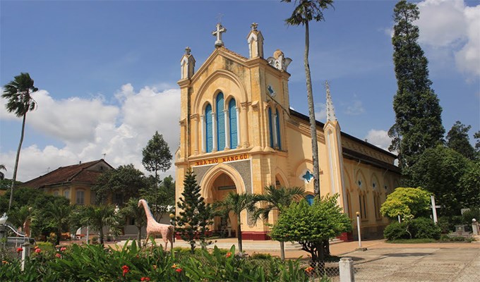 Nằm gọn ở hai chữ “cho đi”