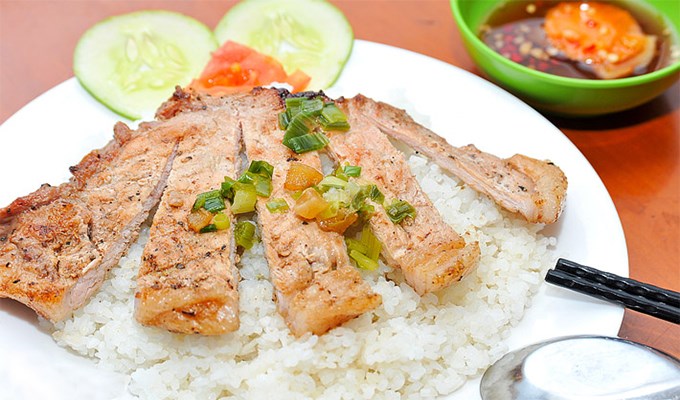 Vòng quanh cơm tấm Sài Gòn