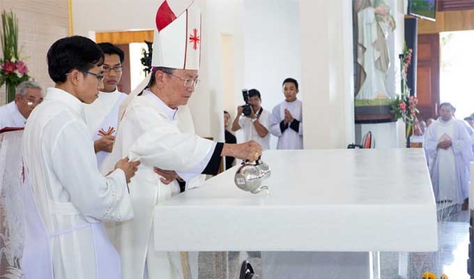 Lễ tạ ơn và cung hiến nguyện đường của Tu đoàn nam Bác Ái Xã Hội