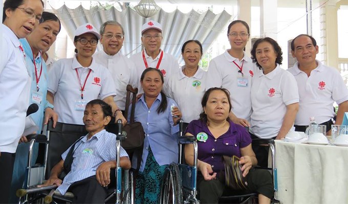 Giáo hội Việt Nam và Ngày người nghèo