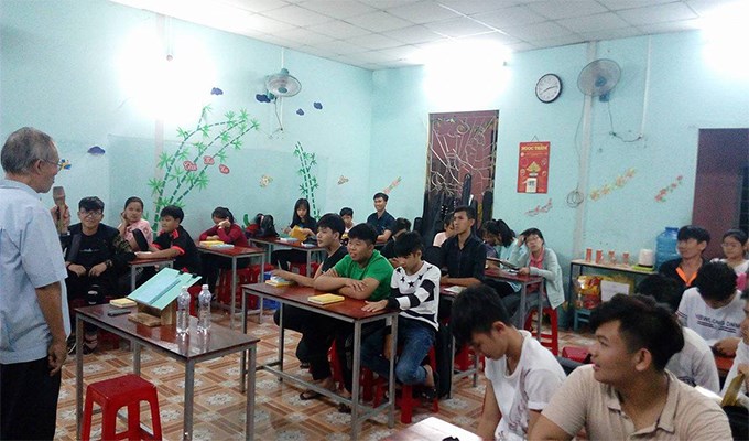 Độc đáo lớp giáo lý tại Bình Thủy