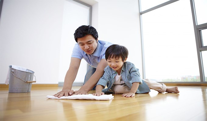 Chồng “quản gia” có...  nữ tính hóa?