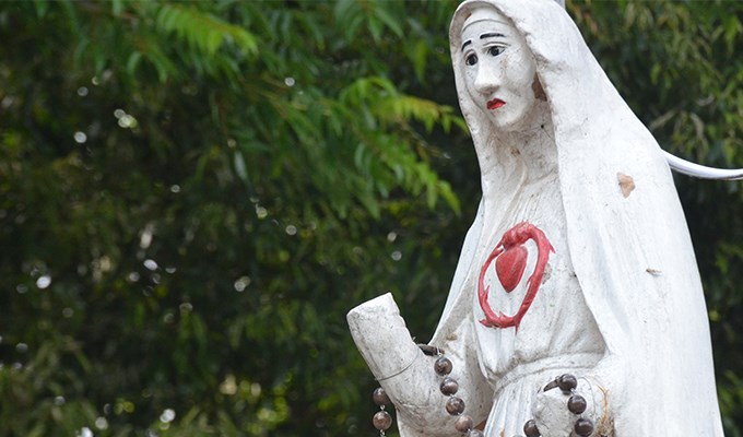 Tượng Đức Mẹ Fatima tại Măng Đen