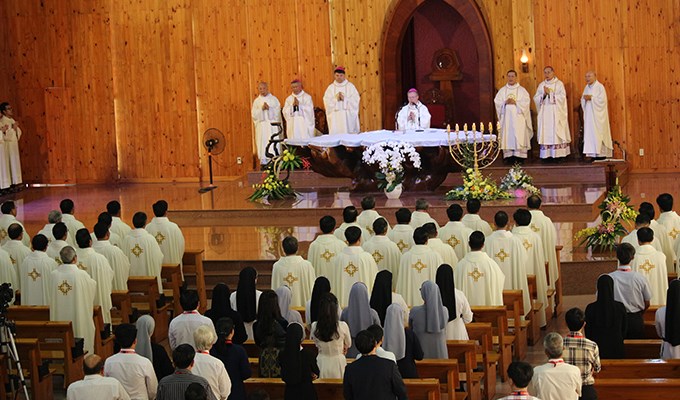 “Chúng ta phải là men, là muối cho xã hội”