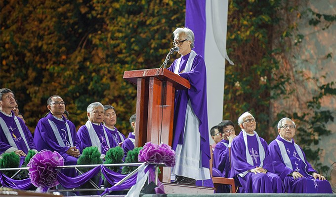 “TÌNH THƯƠNG BÁC ÁI PHẢI KHÔNG BIÊN GIỚI”