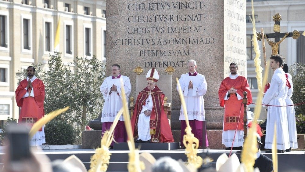 Đức Giáo Hoàng cử hành lễ Lá tại Vatican