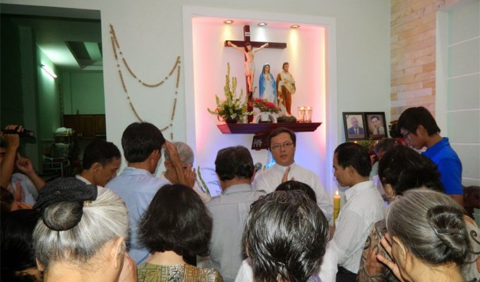 Tâm tình về đọc kinh liên gia