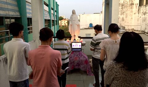 “Như cơn thử thách hướng đến lối ra tươi sáng hơn”