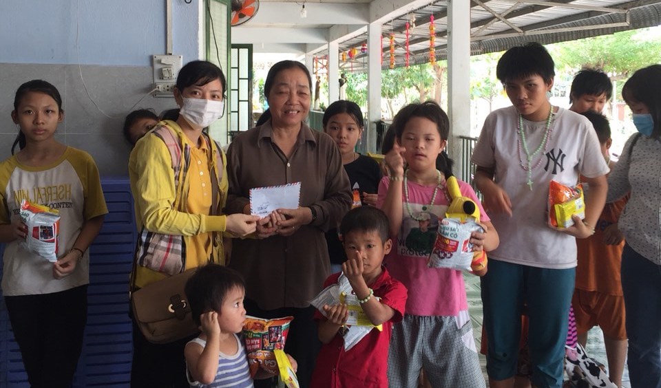 Vượt qua cơn khó thời dịch