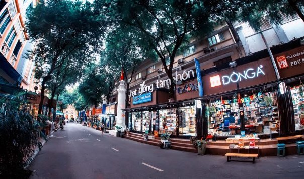 Ðường sách TP Hồ Chí Minh kỷ niệm 5 năm hoạt động