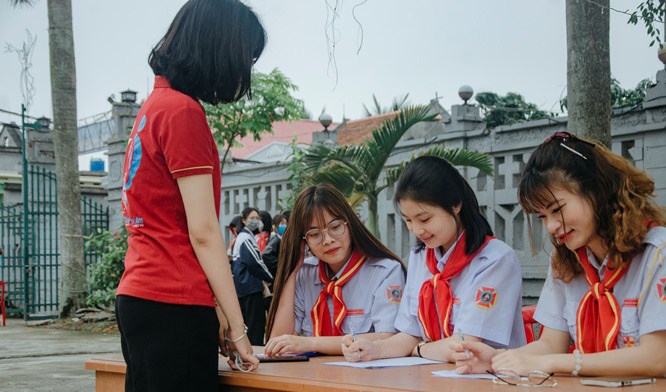 "Trách nhiệm giáo dục con cái trong gia đình”