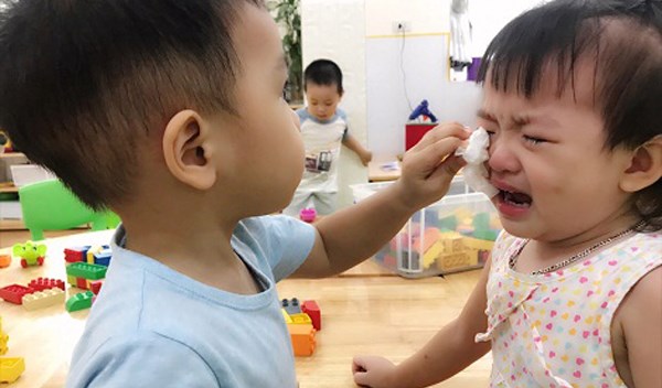 Giáo dục lòng nhân cho trẻ