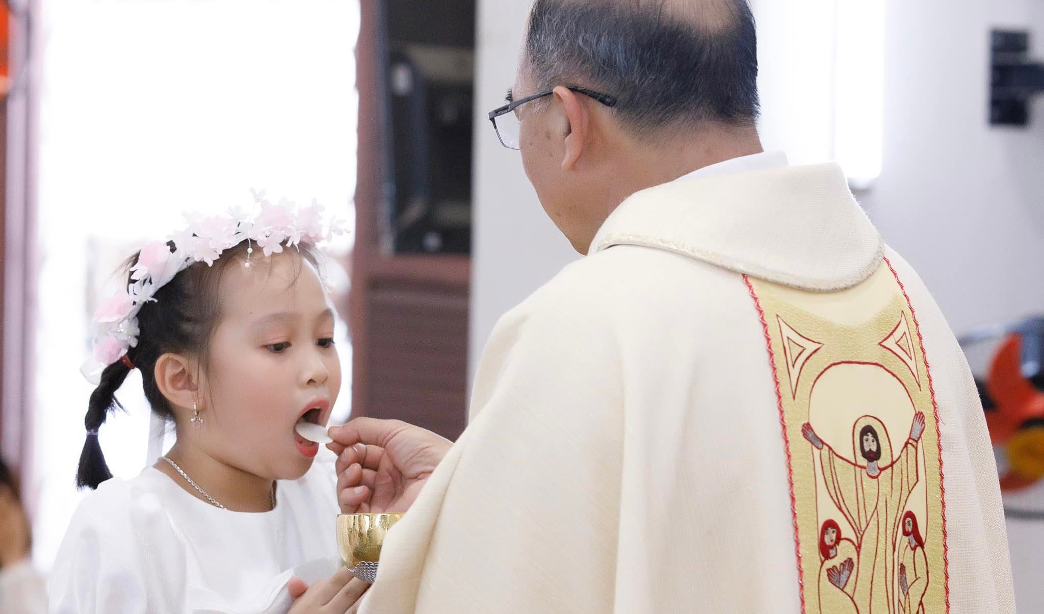 Bâng khuâng ngày rước lễ lần đầu
