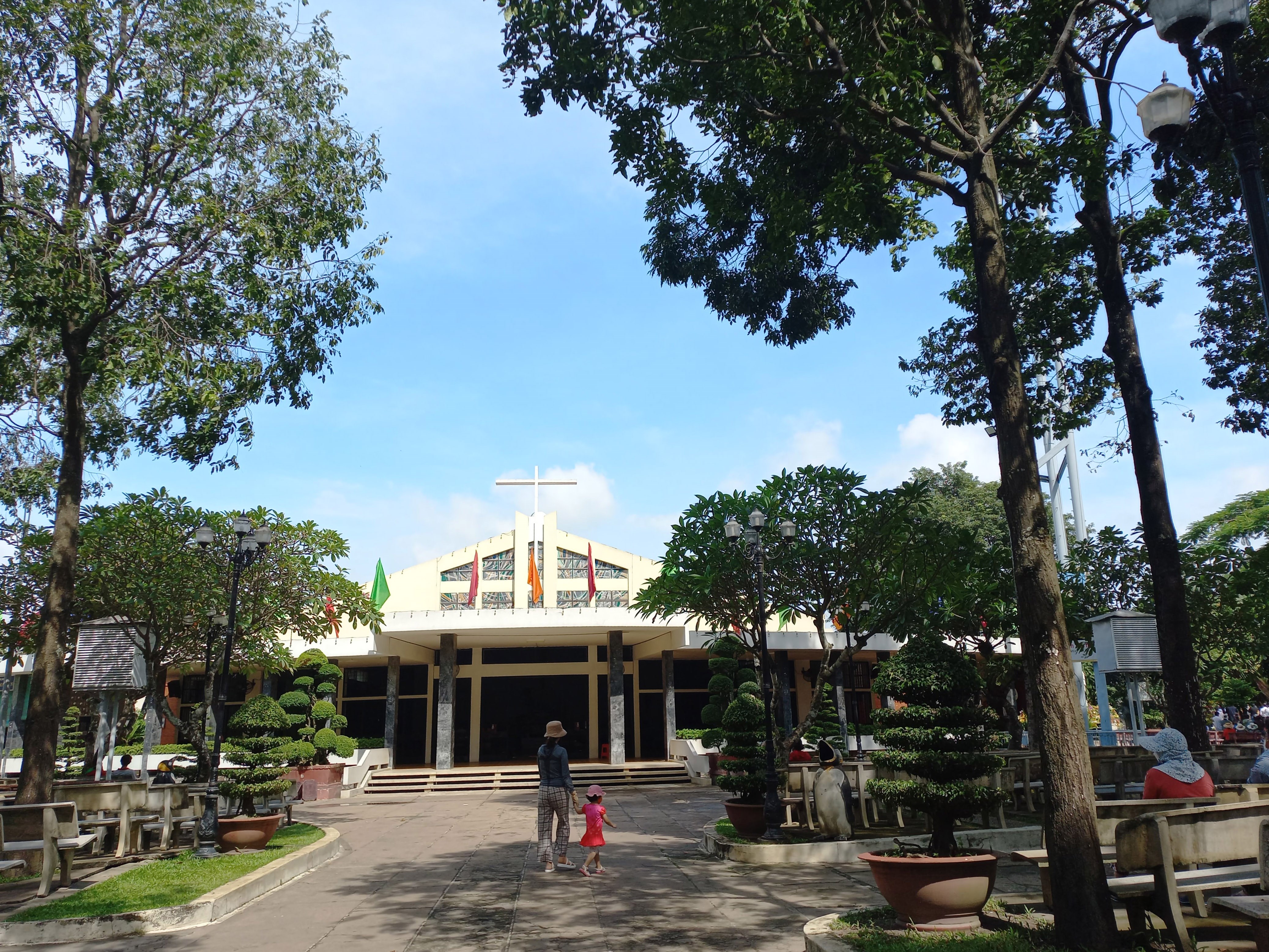 Hành hương Ðền thánh Martinô