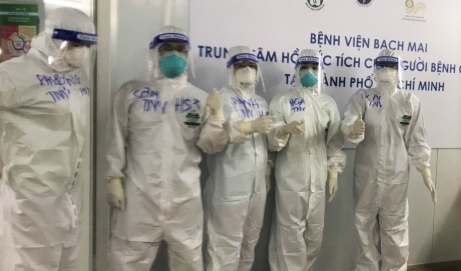 Khi ấy, bệnh viện là nhà...