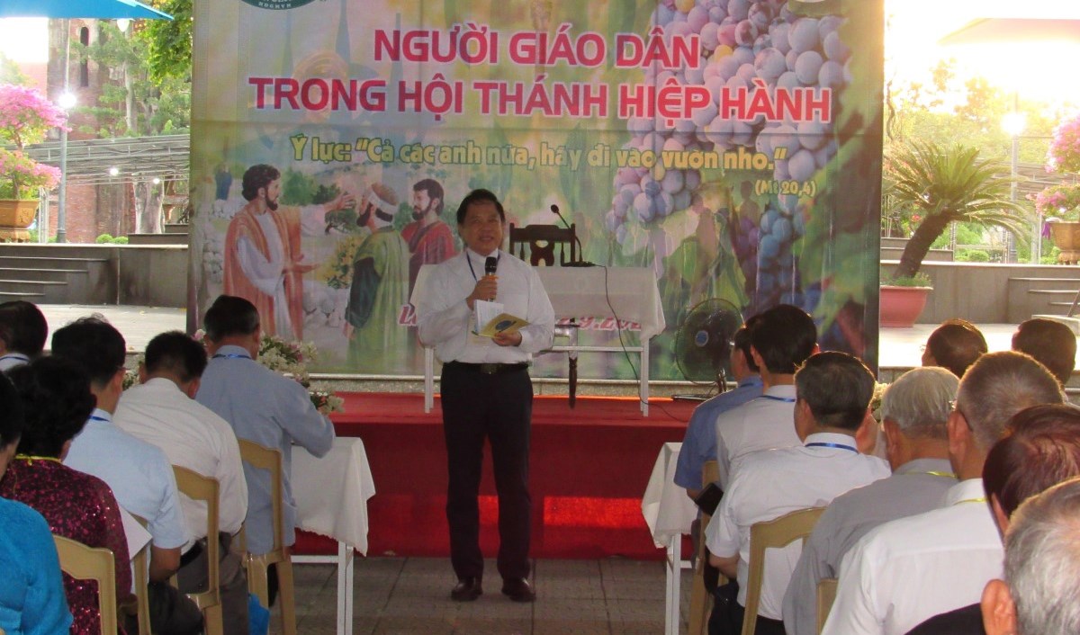Giáo dân trong Hội Thánh hiệp hành