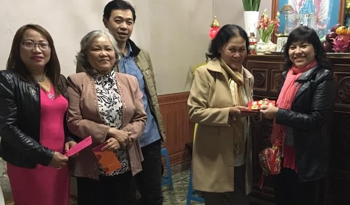 Thầy cô cũ trong tâm khảm học trò