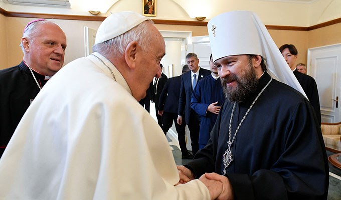Chuyến tông du và niềm hy vọng “mở rộng cửa”  ở Hungary