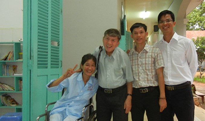 Hành trình đời tu không bằng phẳng của một linh mục