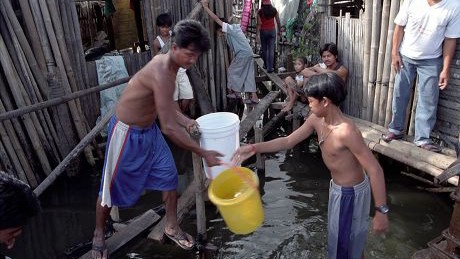 Nước uống cho người nghèo
