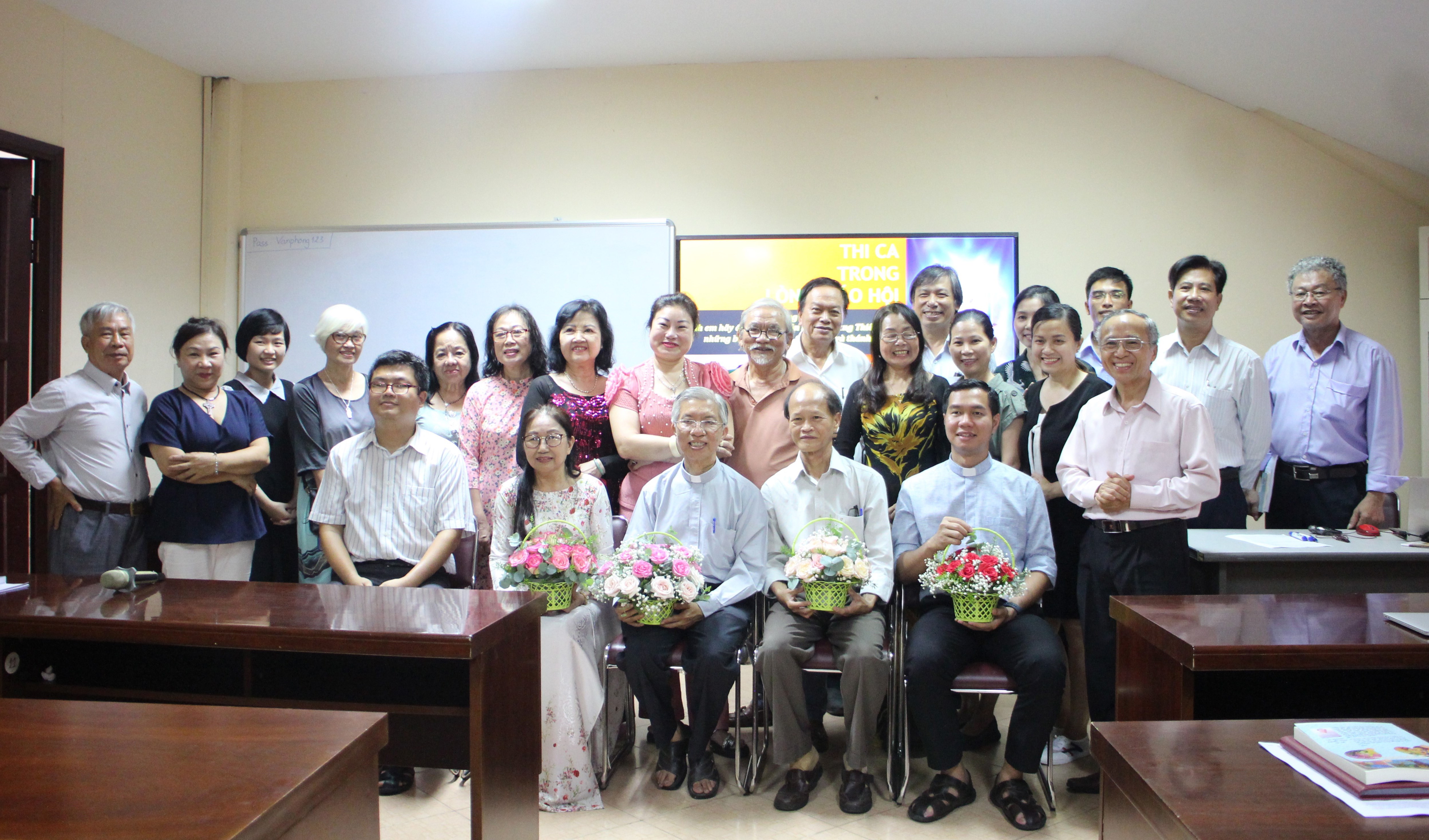 Họp mặt chuyên đề “Thi ca trong lòng Giáo hội”