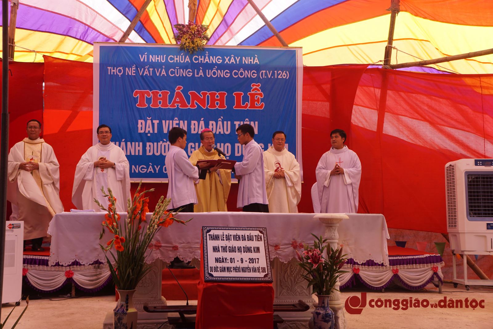 Nha tho Dung Kim