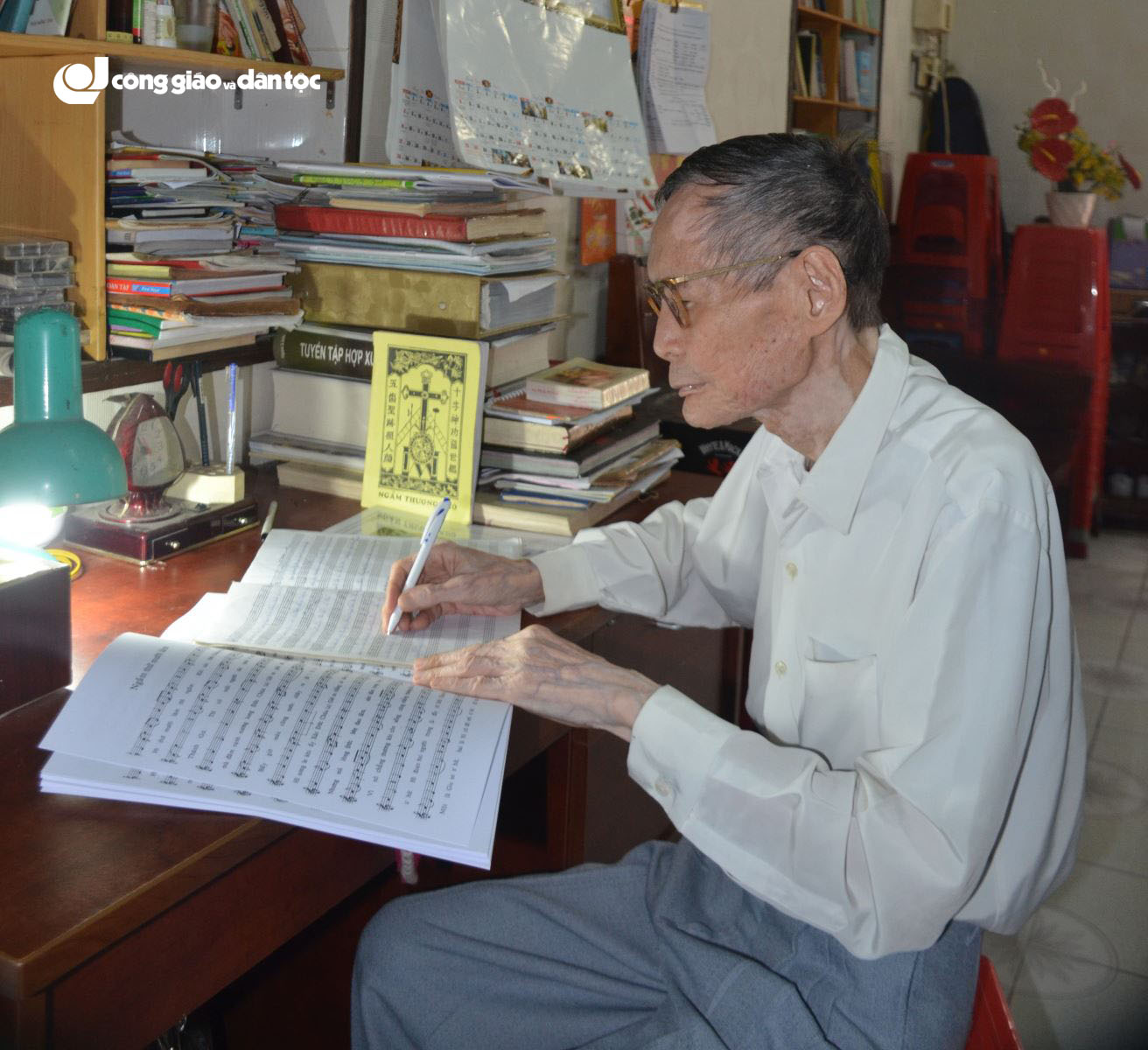 ông cố lưu giữ