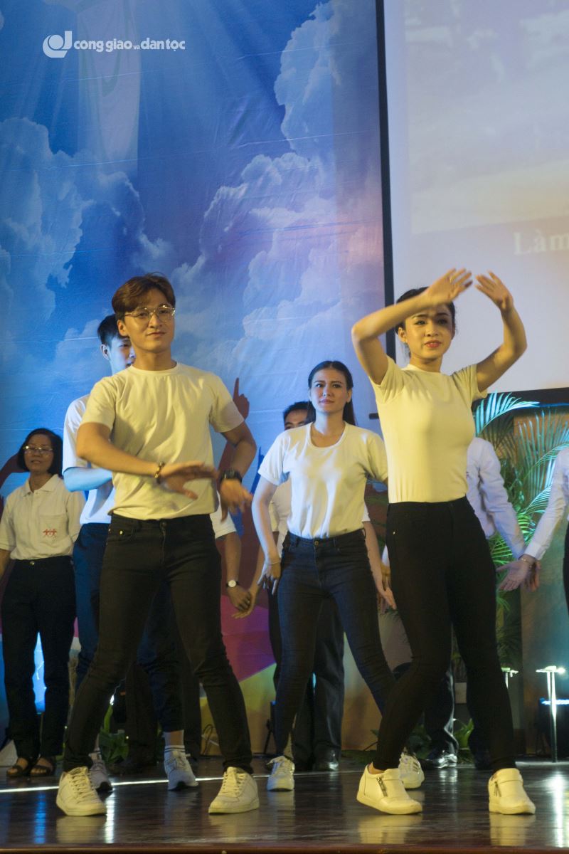 The gioi truyen thong lan 51