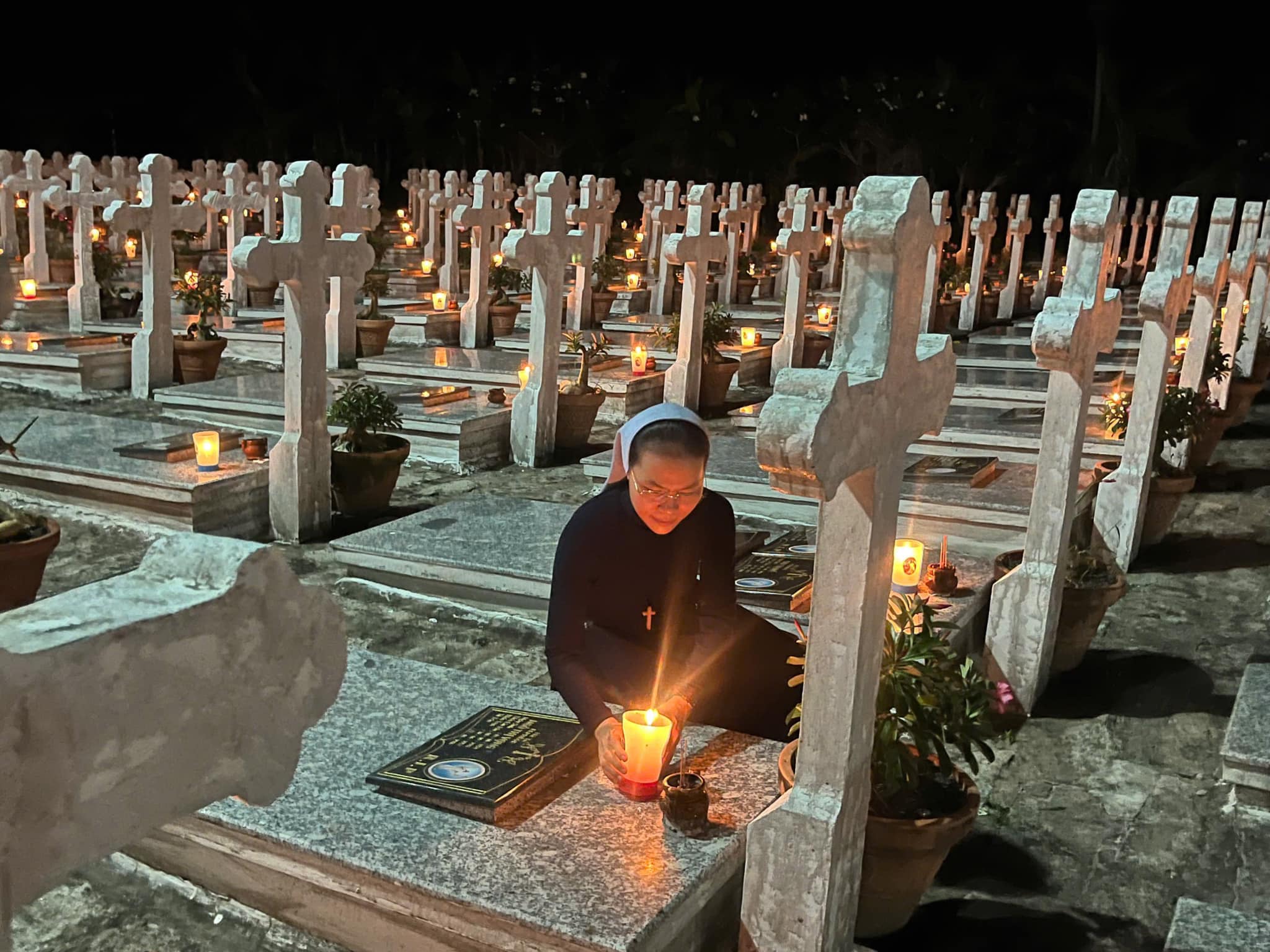 Nhớ các tu sĩ đã qua đời