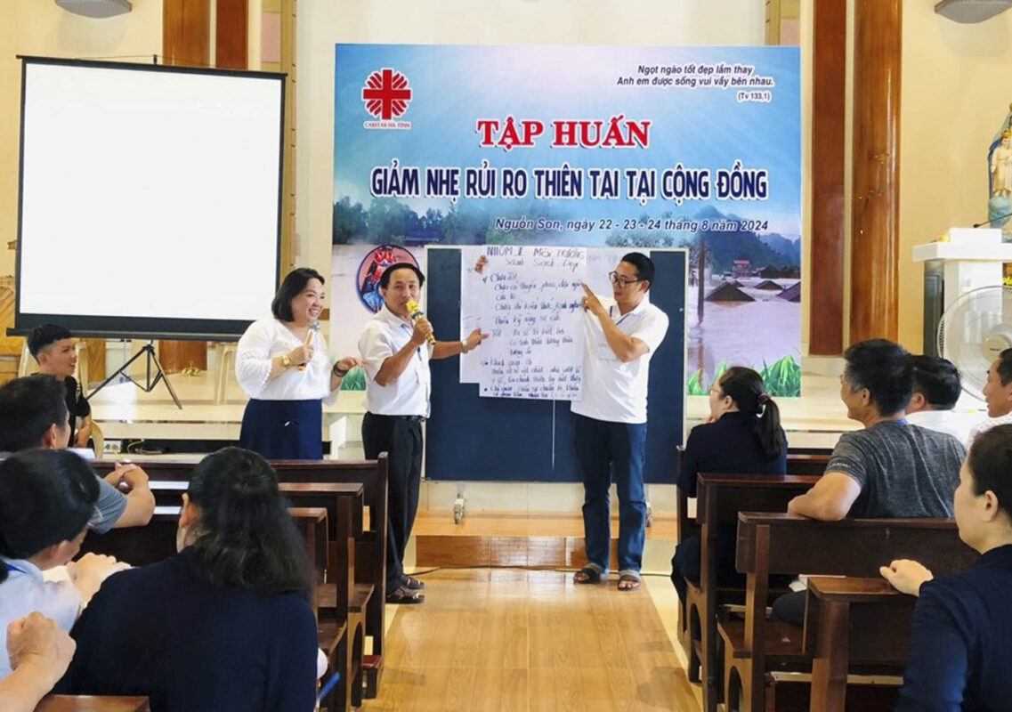 Caritas Hà Tĩnh tập huấn cứu trợ