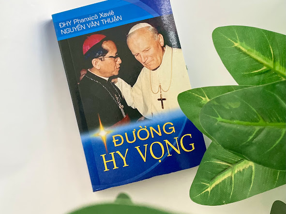 Bước trên đường hy vọng