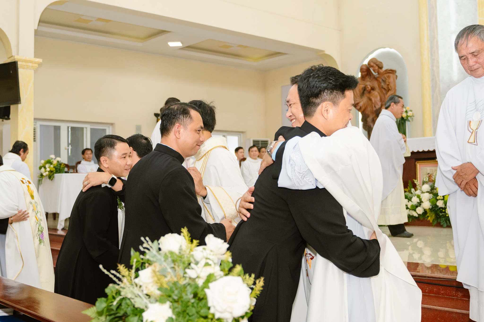 Thiêng liêng  mối tình Thánh Gia