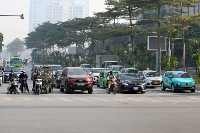 Phạt nặng vi phạm giao thông nghĩ từ hai chiều