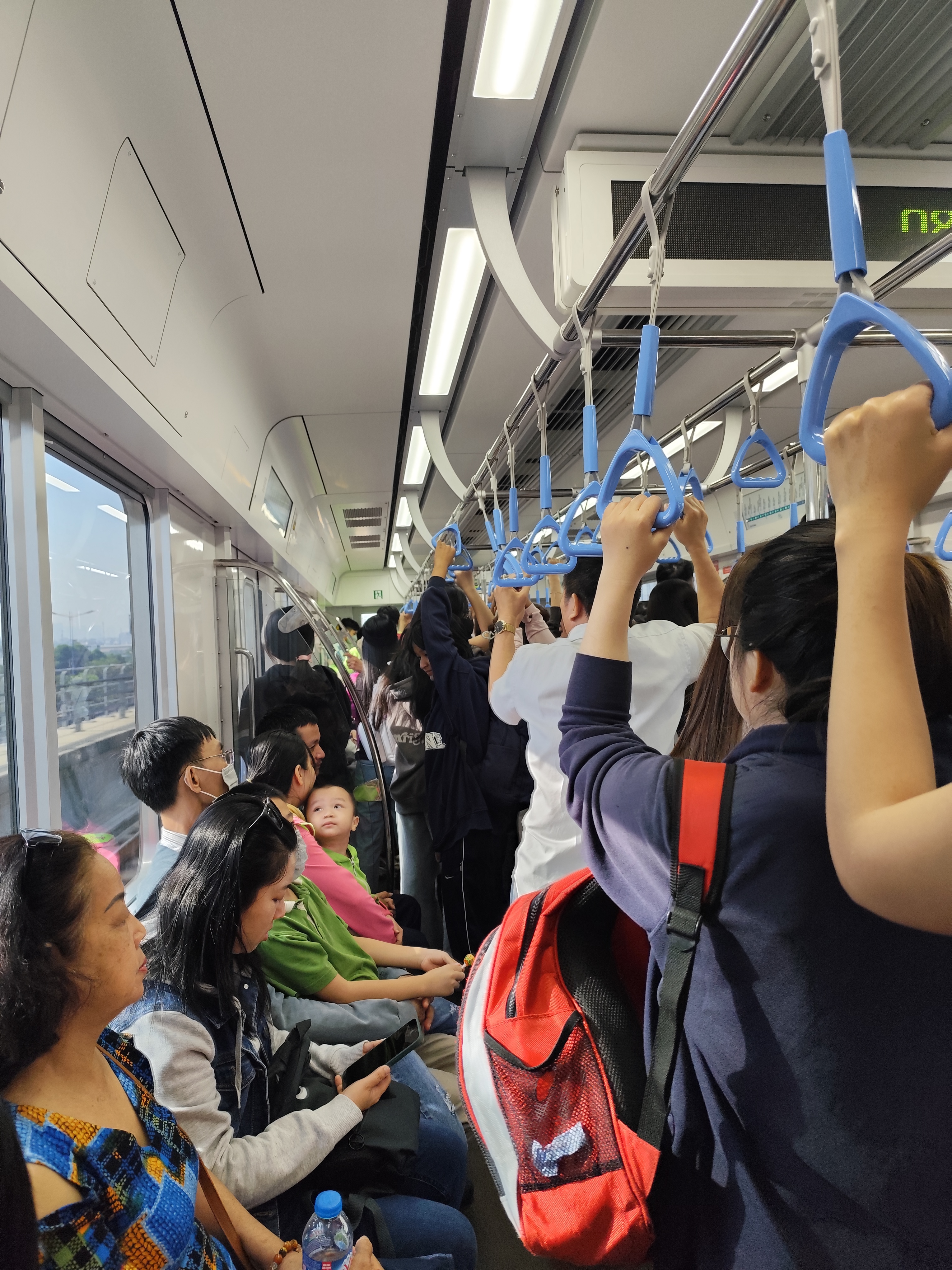 Văn minh trên phương tiện văn minh