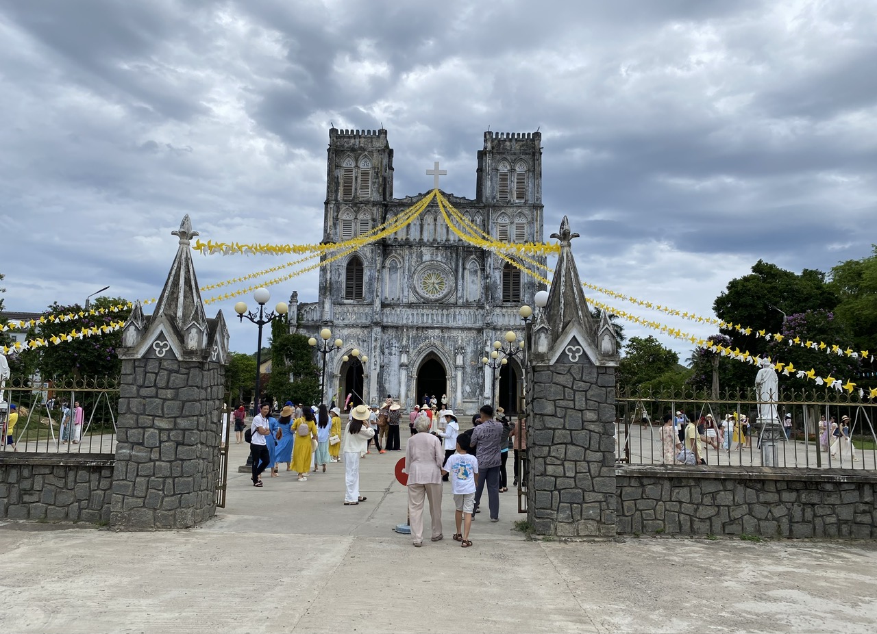 ong kinh 2501 4.jpg (369 KB)
