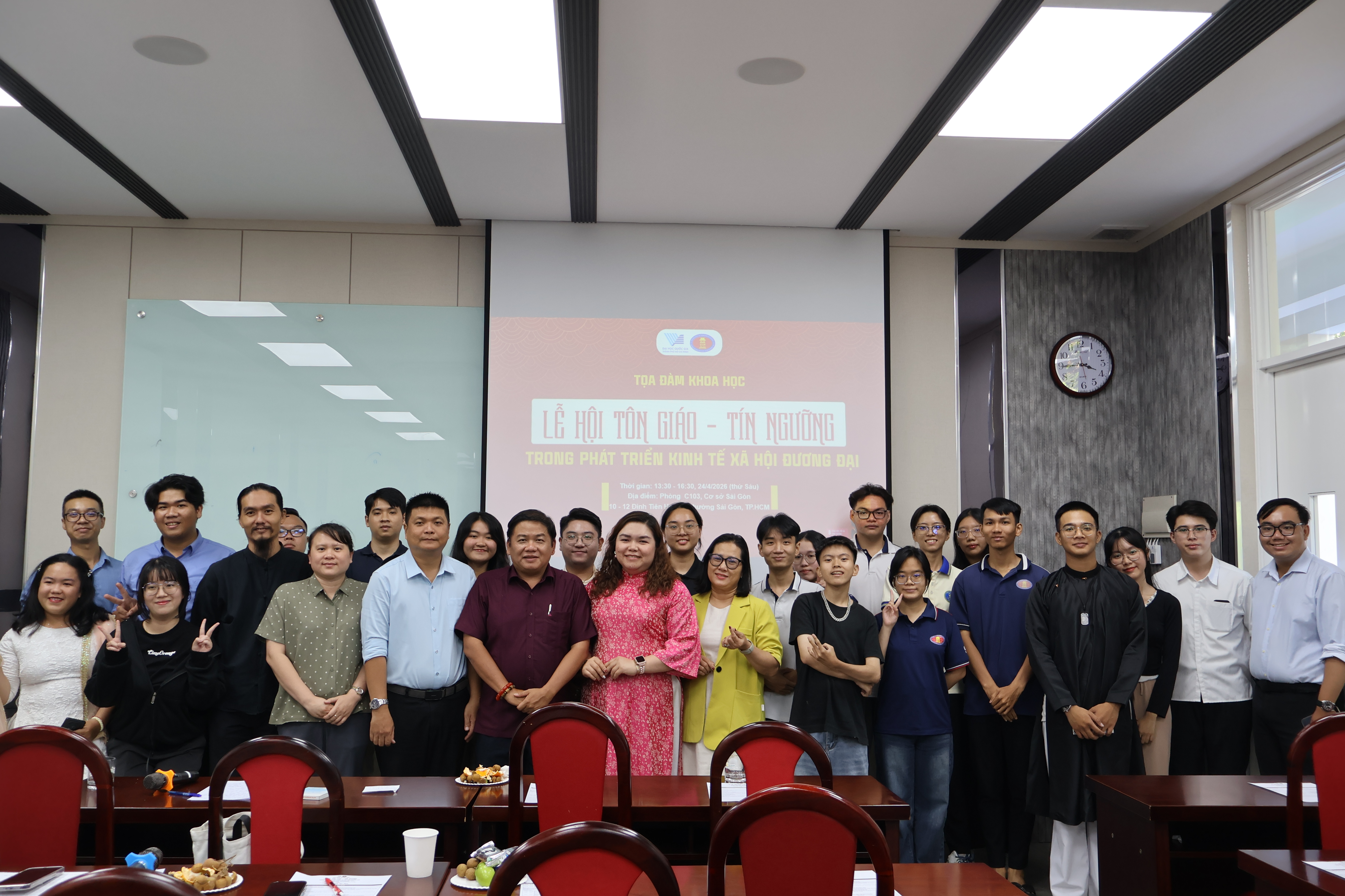 Góc nhìn mới về lễ hội trong tín ngưỡng-tôn giáo