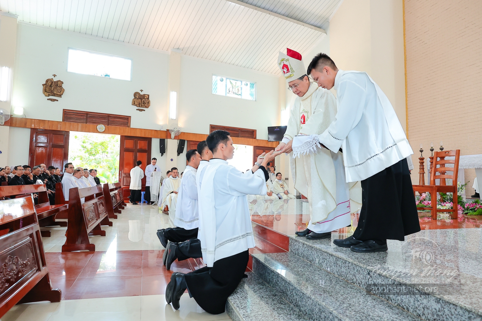 7 tu sĩ tuyên khấn