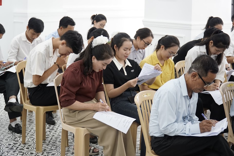 Trang bị những gì cho giáo lý viên?